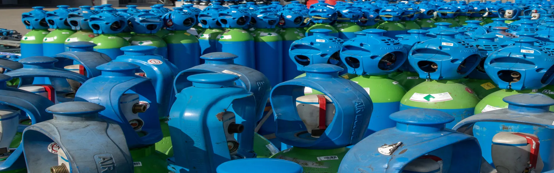 Pårup filling station - gas cylinders.