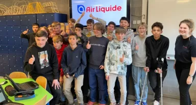 STEMfluencers get students excited about jobs at tech and chemical companies